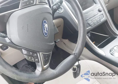 2019 Ford Fusion Hybrid Se z USA, uszkodzony, nr VIN 3FA6P0LU0KR197104